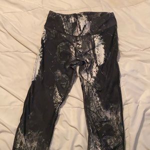 Under armor compression leggings